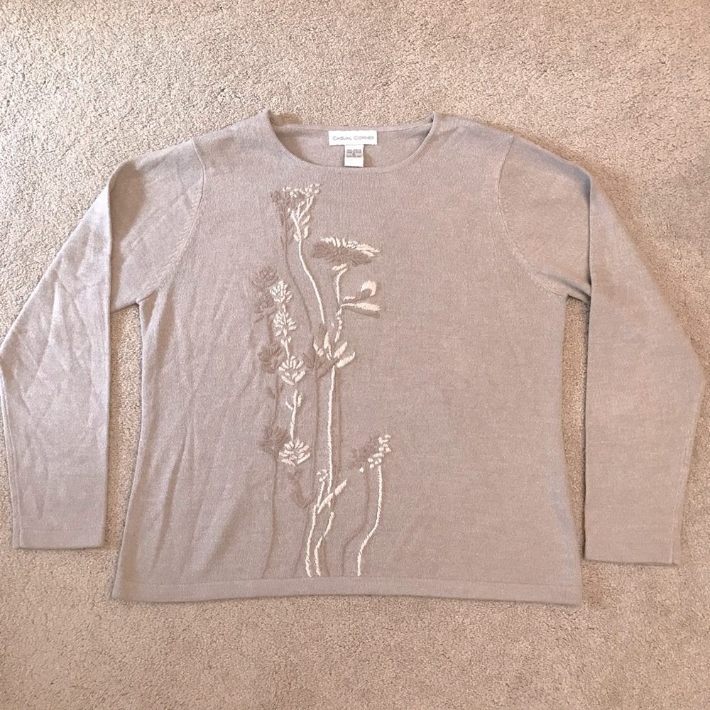 Vintage Casual Corner Lightweight Knit Sweater Size XL Tan Embroidered Neutral